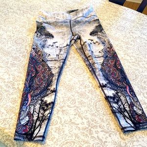 Evolution and creation leggings